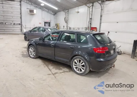 2011 Audi A3 2.0 Tdi Premium из США, поврежденный, VIN WAUBJAFM0BA100177